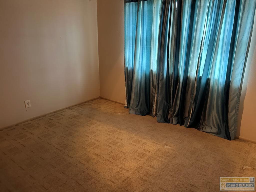 601 Mesquite Drive photo 4